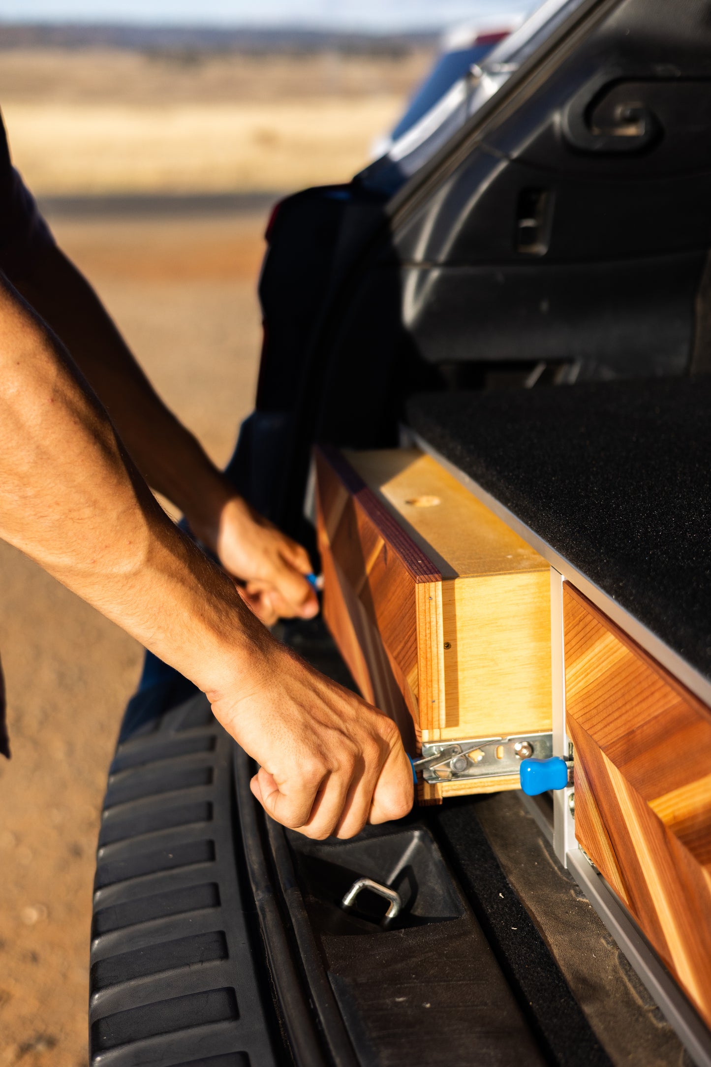 Heavy Duty Locking Drawer Slides, One Pair
